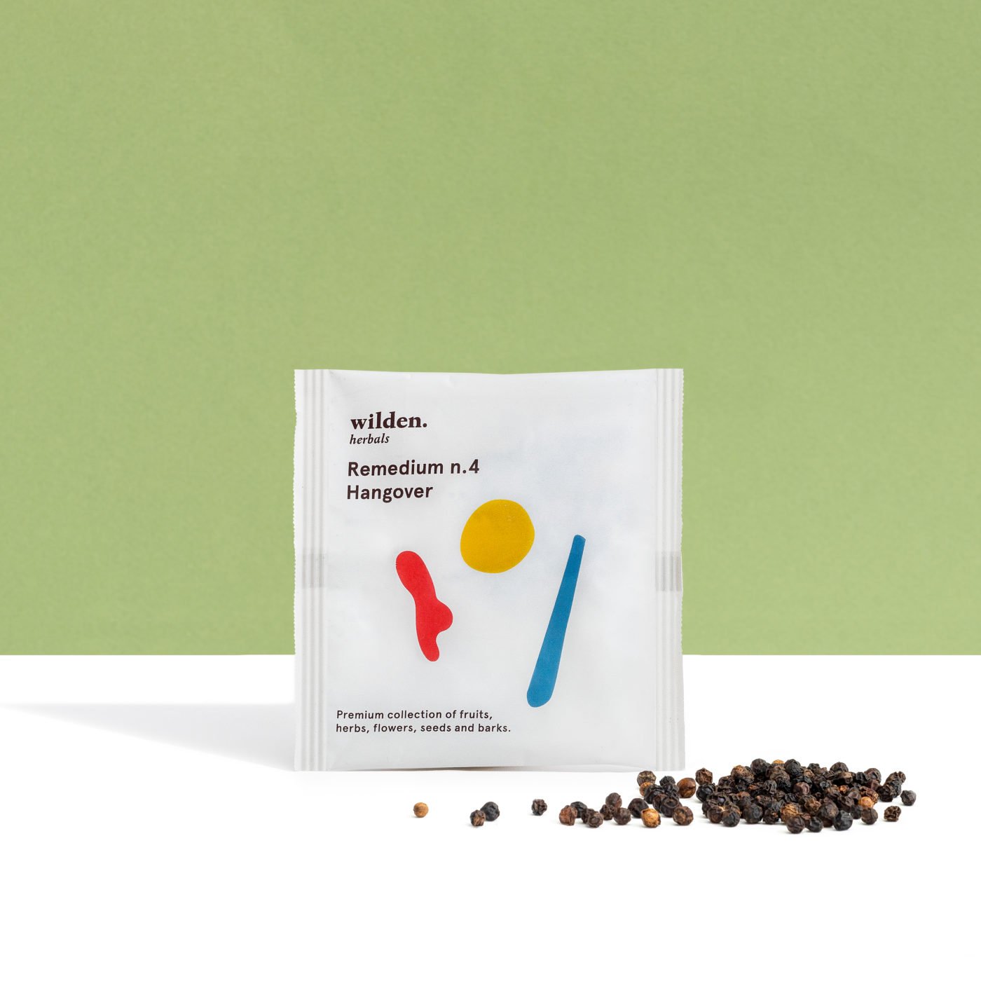 Single compostable bag of herbal organic infusion