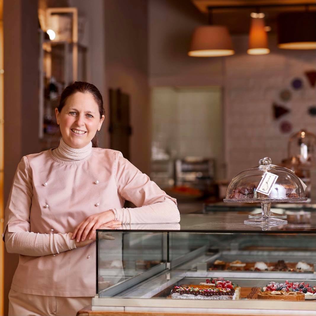 Wilden.herbals for bars and bakeries: Sandra and The Sweet Corner