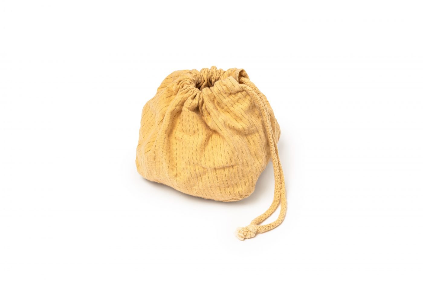 Wilden's textile accessories: the poetry of colors and natural materials